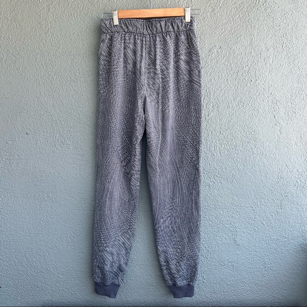 Lululemon Stretch High Rise Joggers - Picture 6 of 6